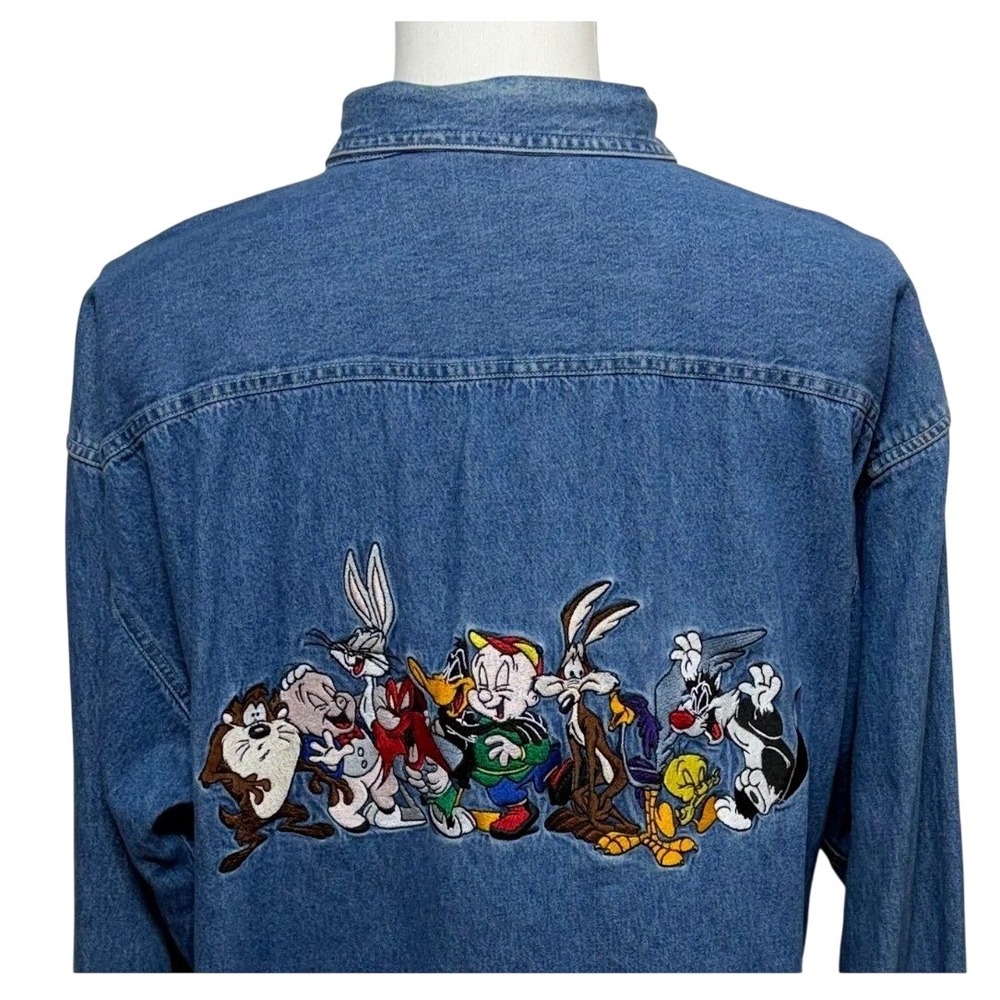 Vintage 1993 Acme Shirt Mens XL Blue Denim Looney Tunes Embroidered Button Down